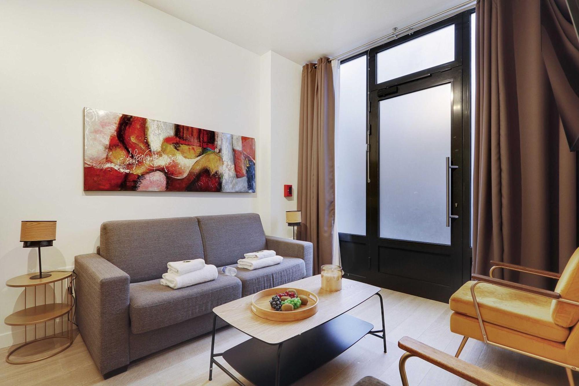 Intimate Apartment With Air Conditioner & Jacuzzi 2Br 6P Montmartre París Exterior foto